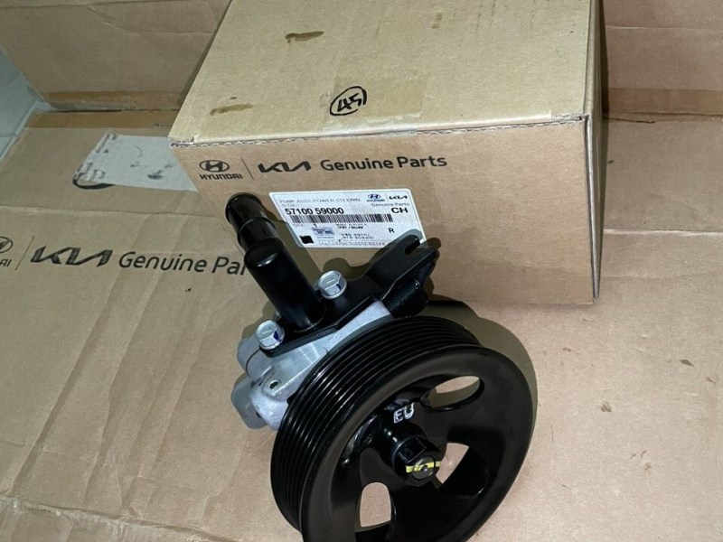 Bơm trợ lực lái Solati 16 chỗ chính hãng