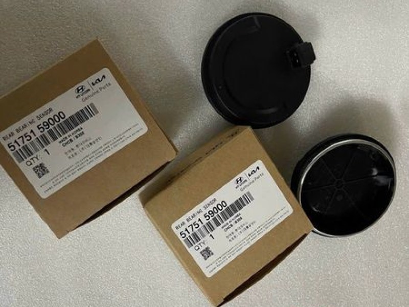 Cảm biến ABS Solati nắp cảm biến ABS Hyundai 16 chỗ