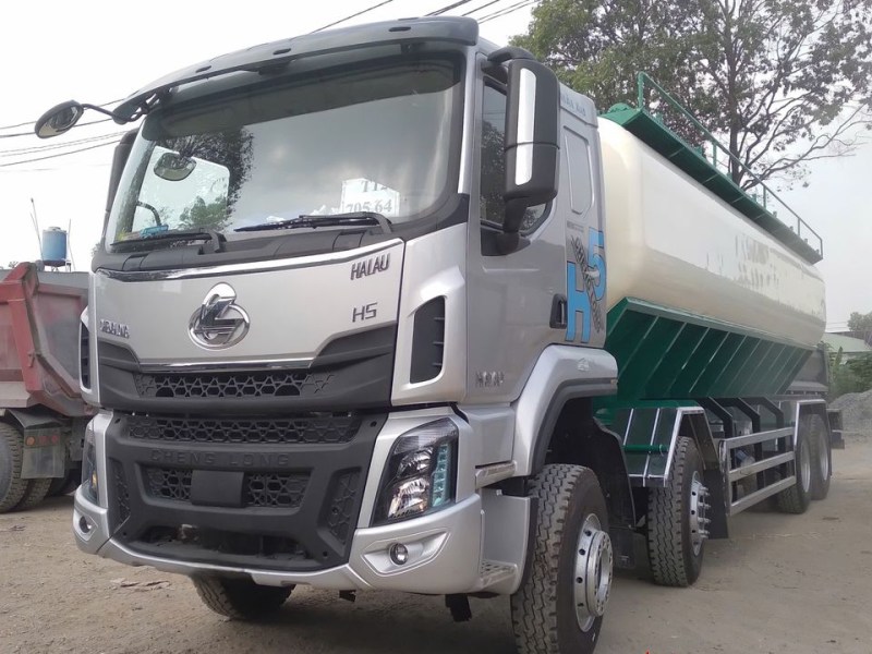 Chenglong H5 bồn chở cám thức ăn chăn nuôi 29 khối bồn 