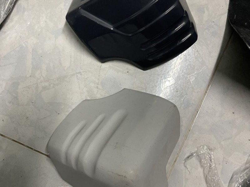 Chụp góc thùng kín xe tải thùng đông lạnh 