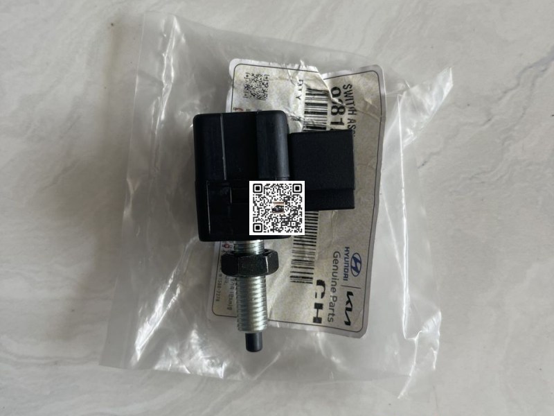 Công tắc chân phanh EX8 công tắc chân côn Hyundai EX8 GT chính hãng