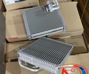 Két dàn lạnh Hyundai Solati