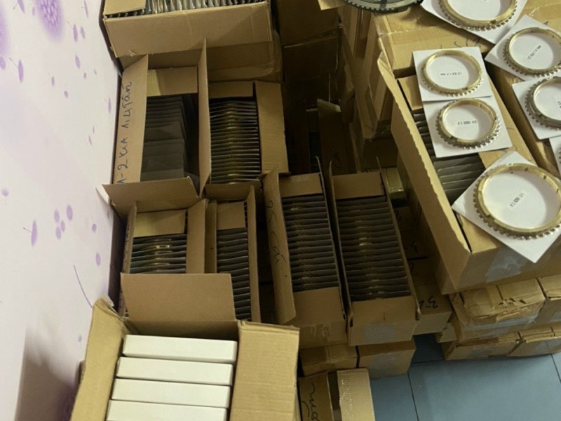 Nhông số Hyundai HD320 HD1000 HD170 HD270 đồng tốc trục số Hyundai 15 tấn