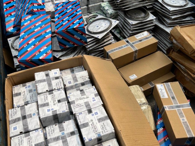 Nhông số Hino 500 FC FG phụ tùng hộp số Hino