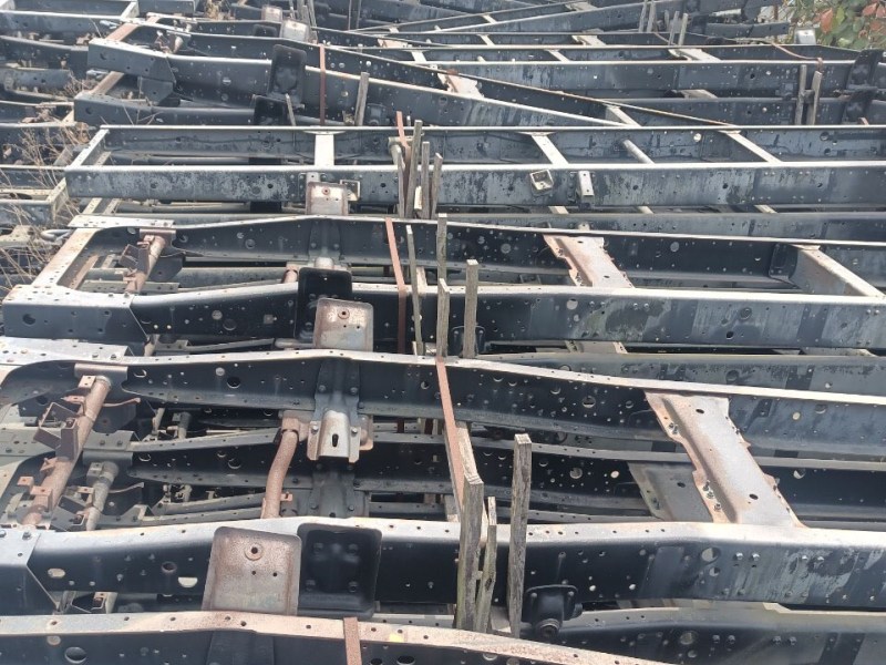 Chassis Hyundai HD72 HD99 110S HD700 HD800 sắt xi HD72